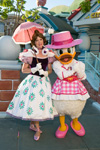 Haunted Mansion Daisy De La Cruz and Daisy Duck